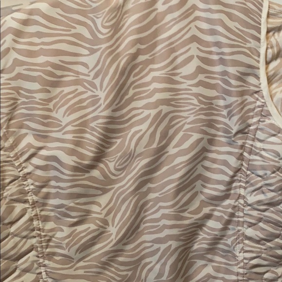 Misses petite medium vest and matching top - Picture 3 of 5